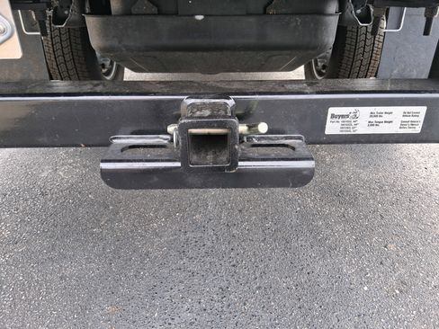 New 2025 GMC Sierra 3500 Pro w/ Convenience Package image 18