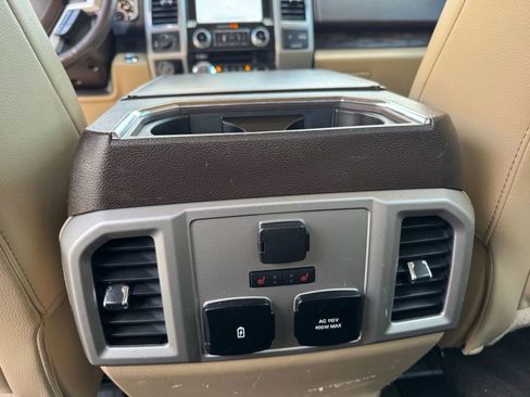 Used 2018 Ford F150 Lariat w/ Equipment Group 502A Luxury image 18