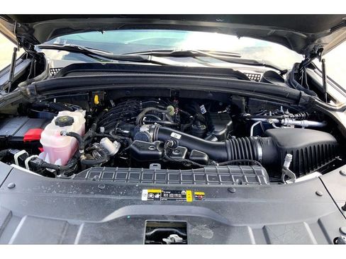 Used 2024 Jeep Grand Cherokee L Altitude AWD/4WD image 12