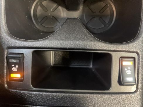 Used 2019 Nissan Rogue Sport SV w/ Technology Package image 12