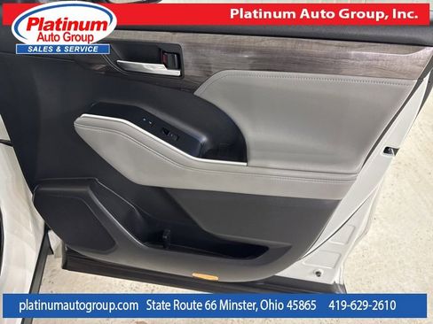 Used 2022 Toyota Highlander Platinum image 43