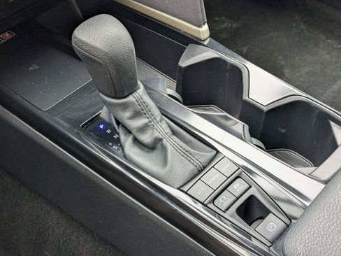 Used 2025 Toyota Camry LE image 23