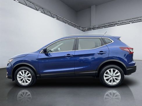 Used 2020 Nissan Rogue Sport SV w/ All-Weather Package image 2