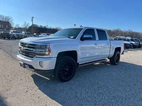 Used 2016 Chevrolet Silverado 1500 High Country w/ High Country Premium Package image 4