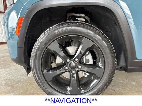 Used 2026 Jeep Grand Cherokee Limited w/ Limited Altitude Package AWD/4WD image 9
