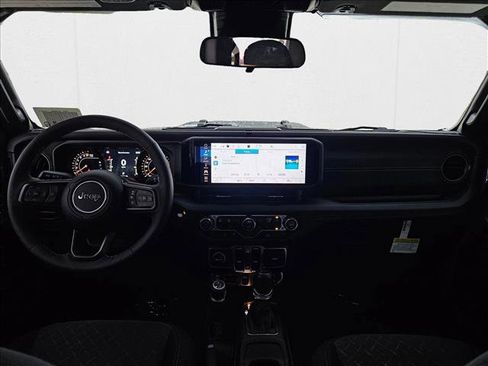 New 2025 Jeep Gladiator Mojave w/ Convenience Group image 13