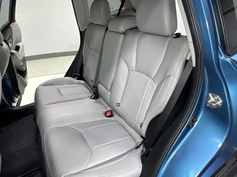 Used 2019 Subaru Forester Premium AWD/4WD image 26