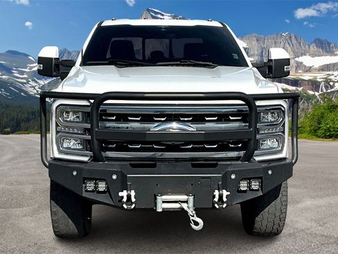 Used 2023 Ford F250 Lariat w/ Tow Technology Package image 3