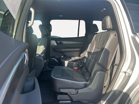 New 2026 Buick Enclave Avenir w/ Super Cruise Package image 24