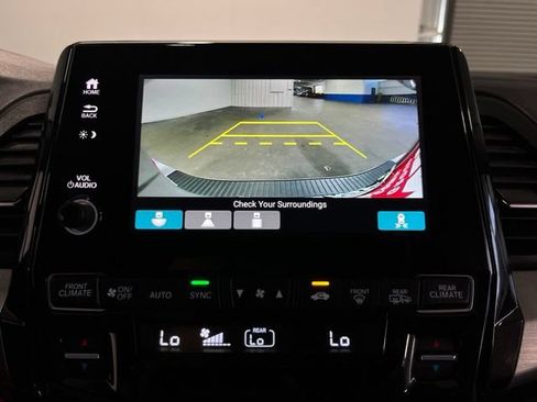 Used 2023 Honda Odyssey EX-L image 25