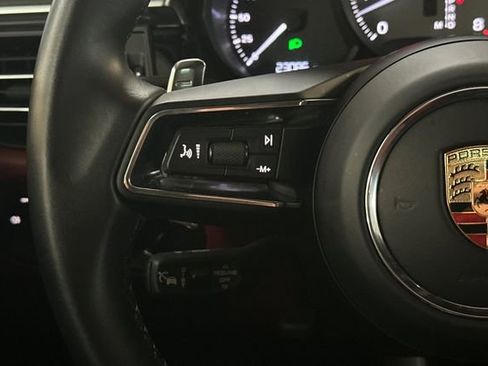 Used 2023 Porsche Macan S AWD/4WD image 30