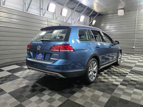 Used 2019 Volkswagen Golf Alltrack SEL image 5