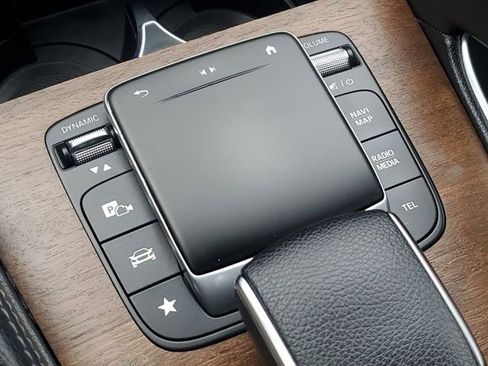 Used 2022 Mercedes-Benz GLE 350 4MATIC image 21