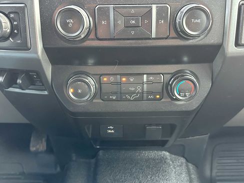 Used 2019 Ford F350 XLT w/ XLT Value Package image 27