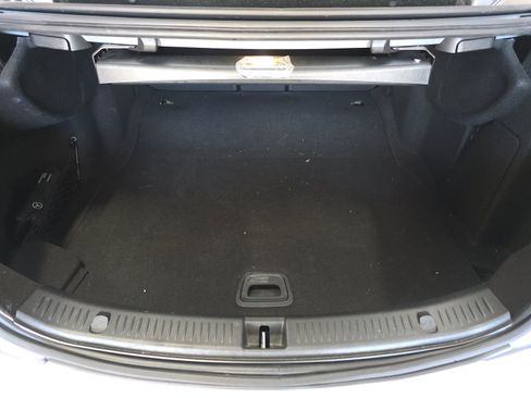 Used 2020 Mercedes-Benz E 350 Sedan w/ Parking Assistance Package image 18