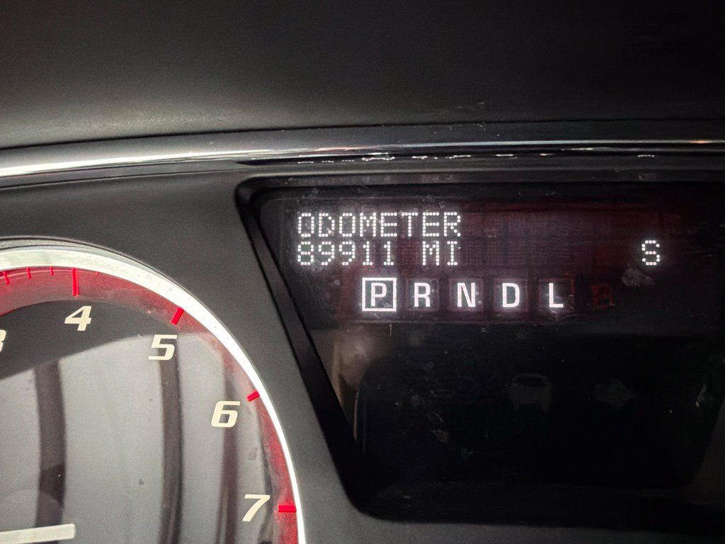 Used 2017 GMC Acadia Limited SLT AWD/4WD image 12