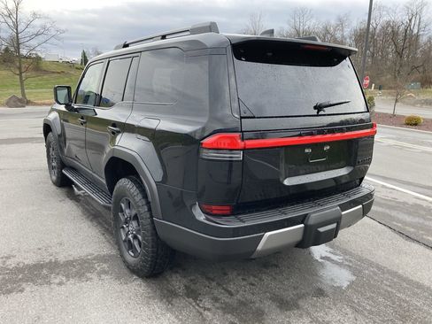 Used 2024 Lexus GX 550 image 5