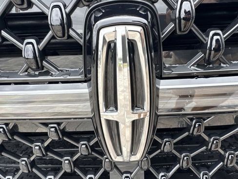 New 2026 Lincoln Navigator L Reserve w/ Jet Appearance Package image 7