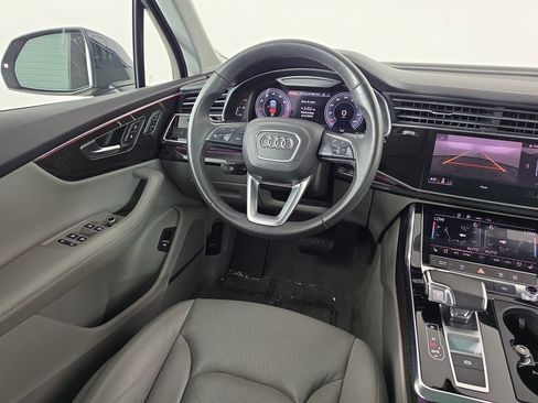 Used 2023 Audi Q7 2.0T Premium Plus w/ Premium Plus Package AWD/4WD image 34
