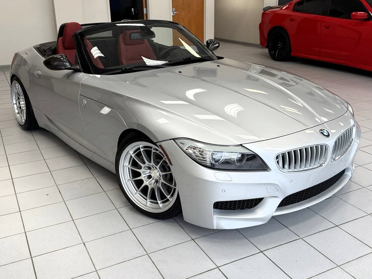 Used 2013 BMW Z4 sDrive35i RWD image 9