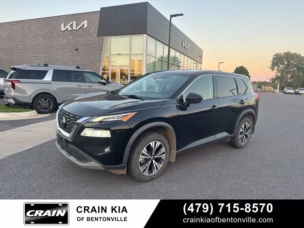 Used 2021 Nissan Rogue SV FWD image 1