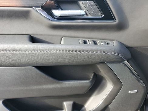 New 2026 GMC Yukon XL Denali w/ Sun & Power Step Package image 17