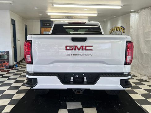 Used 2024 GMC Sierra 1500 Pro w/ Graphite Edition AWD/4WD image 10