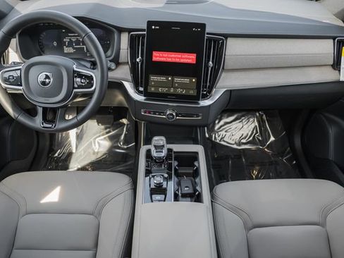 New 2026 Volvo XC90 T8 Plus w/ Protection Package Premier image 20