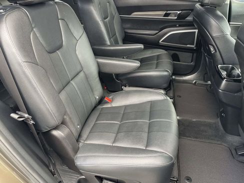 Used 2022 Kia Telluride EX w/ EX Premium Package image 26