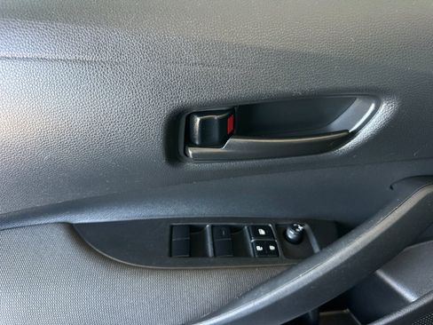 Used 2024 Toyota Corolla LE FWD image 10