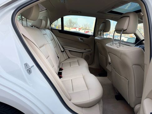 Used 2014 Mercedes-Benz E 350 4MATIC Sedan image 33