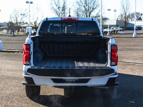 New 2025 Chevrolet Colorado LT w/ LT Convenience Package image 14