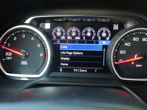 Used 2021 Chevrolet Tahoe Premier w/ Premium Package image 26