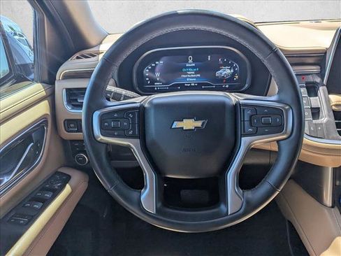 Used 2023 Chevrolet Suburban Premier AWD/4WD image 14