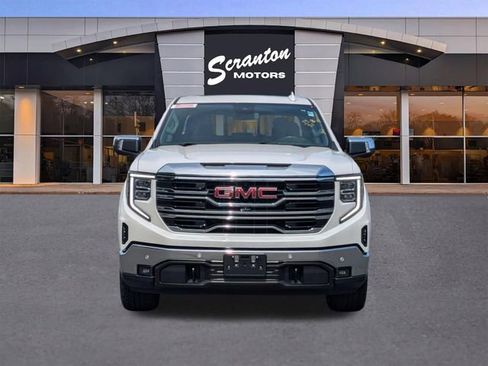 Used 2024 GMC Sierra 1500 SLT w/ SLT Premium Plus Package AWD/4WD image 8