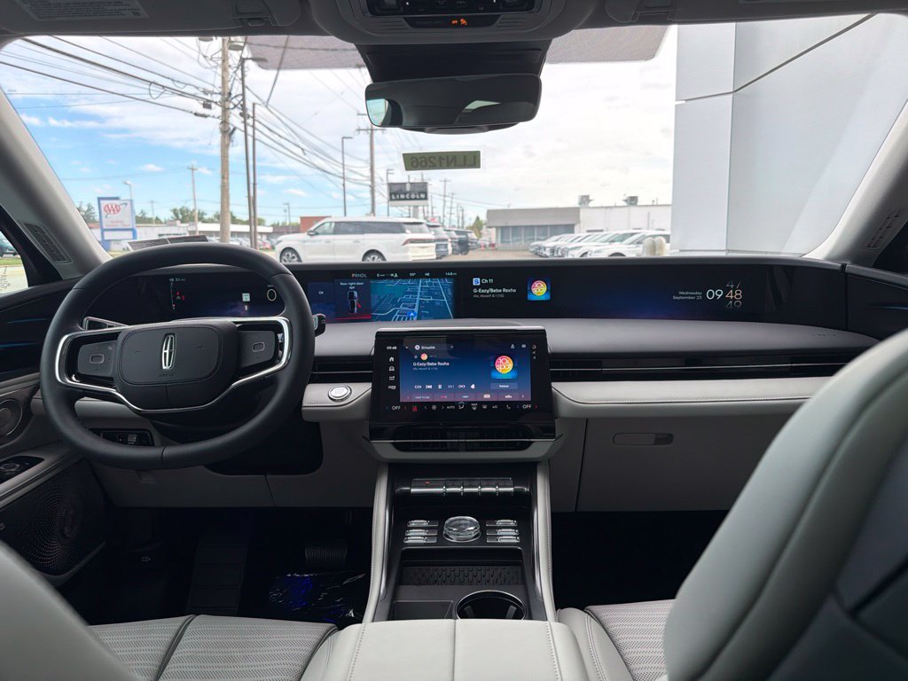 New 2026 Lincoln Nautilus Reserve AWD/4WD image 10