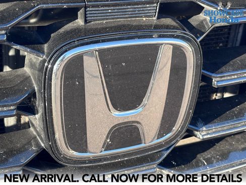 Certified 2025 Honda Pilot Touring image 9