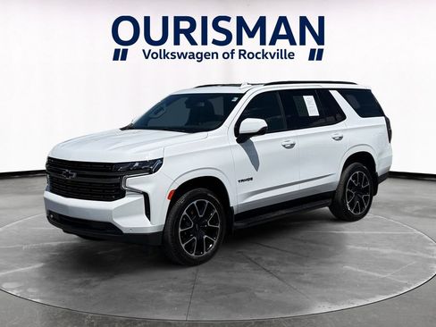 Used 2022 Chevrolet Tahoe RST w/ Luxury Package AWD/4WD image 2