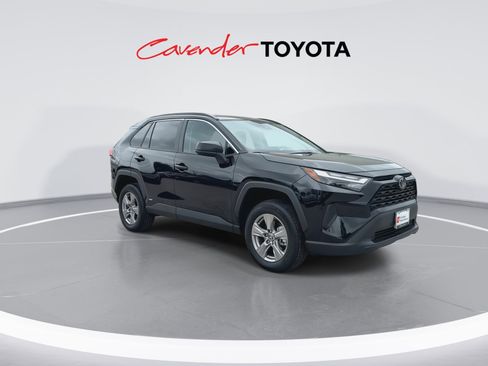 Certified 2025 Toyota RAV4 LE AWD/4WD image 2