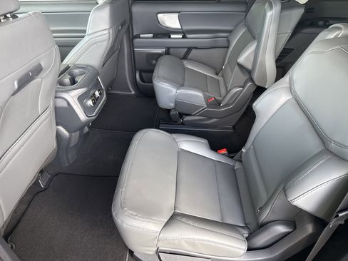 New 2026 Ford Expedition Max Active image 14