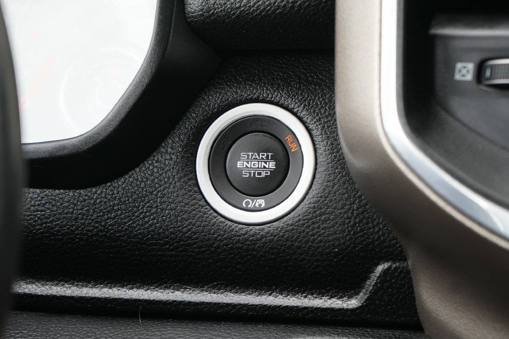 Used 2021 RAM 1500 Laramie AWD/4WD image 23