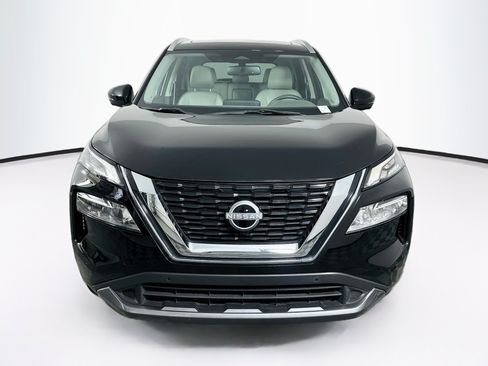 Used 2023 Nissan Rogue SL w/ SL Premium Package FWD image 2