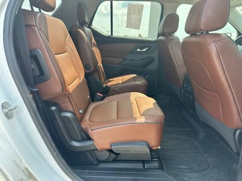 Used 2018 Chevrolet Traverse High Country AWD/4WD image 31