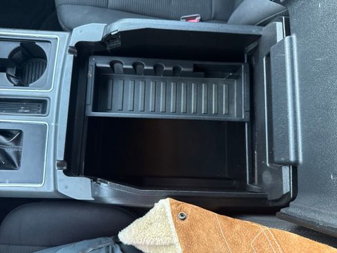 Used 2015 Ford F150 XLT w/ Equipment Group 302A Luxury image 28