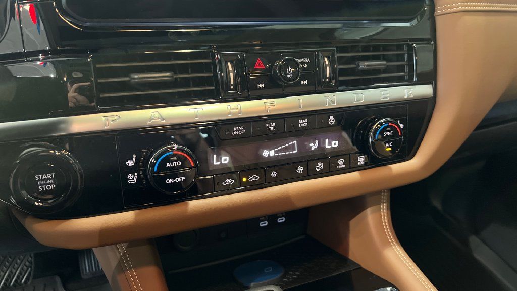 New 2026 Nissan Pathfinder Platinum AWD/4WD image 22