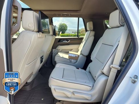 New 2026 GMC Yukon Denali AWD/4WD image 9