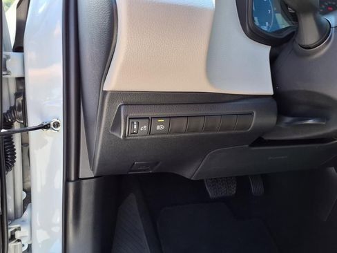 Used 2025 Toyota Corolla LE image 15