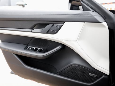 Certified 2023 Porsche Taycan image 24