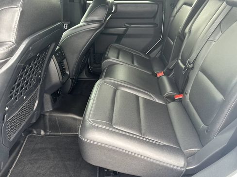 Used 2025 Ford Bronco Badlands AWD/4WD image 15