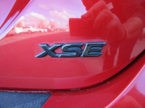 Used 2019 Toyota Camry XSE w/ Driver Assist Package FWD image 8
